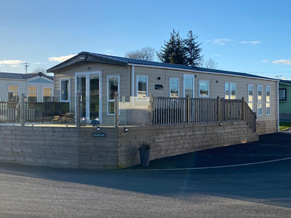 Luxury District Lodge-sleeps 4 *
