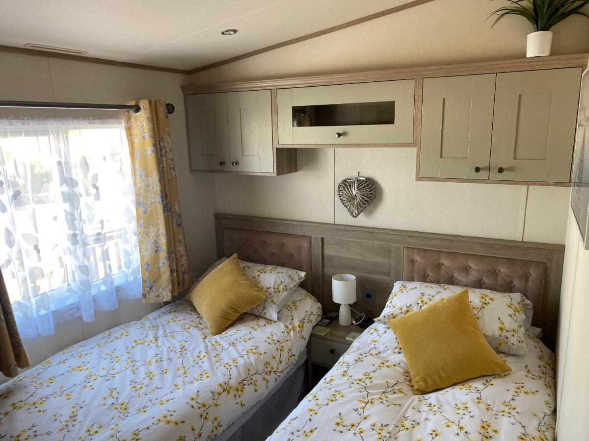 Luxury District Lodge-sleeps 4 Apartment Cockermouth