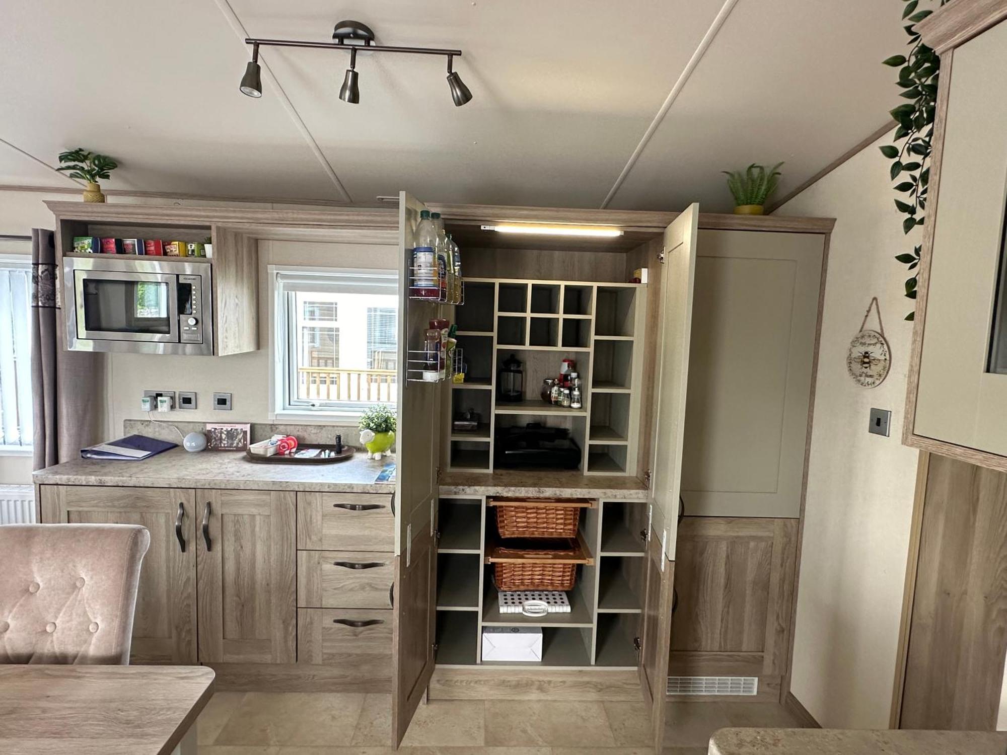 Luxury District Lodge-sleeps 4 Apartment *